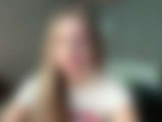 Live cam show with Bella - Tattoos Blonde Hair on CamwithHer