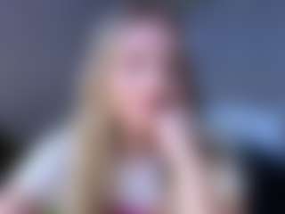 Bella's Live Sex Cam Show
