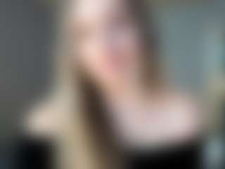 Bella's Live Sex Cam Show