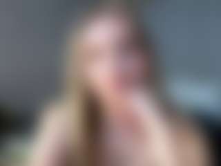 Bella's Live Sex Cam Show