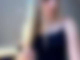 Bella's Live Sex Cam Show