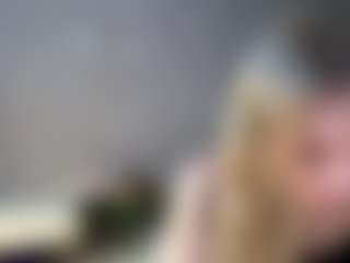 Bella's Live Sex Cam Show