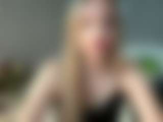 Bella's Live Sex Cam Show