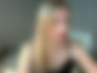 Bella's Live Sex Cam Show