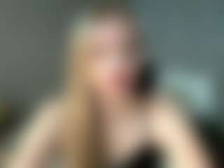 Bella's Live Sex Cam Show
