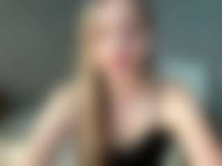 Bella's Live Sex Cam Show