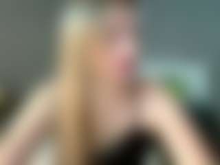 Live cam show with Bella - Small Tits Teen (18+) on liverealitysex.com