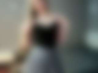 Bella's Live Sex Cam Show