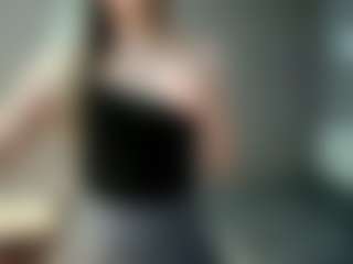 Bella's Live Sex Cam Show