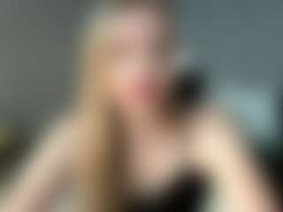 Bella's Live Sex Cam Show