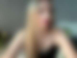 Bella's Live Sex Cam Show