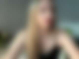 Bella's Live Sex Cam Show