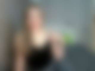 Bella's Live Sex Cam Show