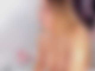 miadiamon82's Live Sex Cam Show