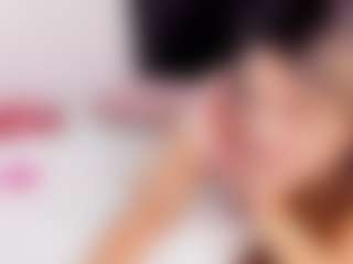 miadiamon82's Live Sex Cam Show