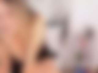 miadiamon82's Live Sex Cam Show