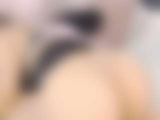 miadiamon82's Live Sex Cam Show