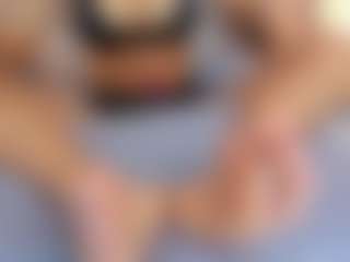 Nahomy-hot's Live Sex Cam Show