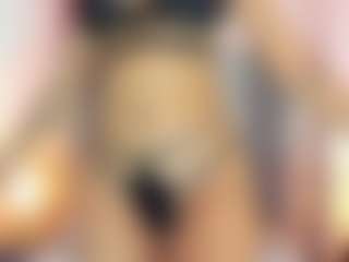 Nahomy-hot's Live Sex Cam Show