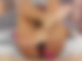Nahomy-hot's Live Sex Cam Show