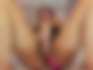Nahomy-hot's Live Sex Cam Show