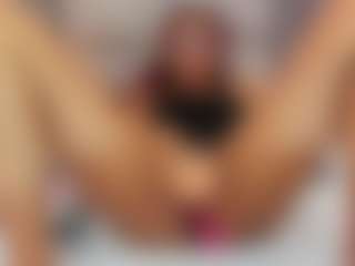 Nahomy-hot's Live Sex Cam Show