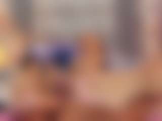 Nahomy-hot's Live Sex Cam Show