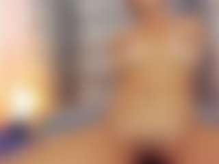 Live cam show with Nahomy-hot - Snowbunny on Dolls Live