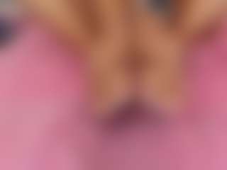 Nahomy-hot's Live Sex Cam Show