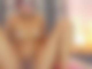 Nahomy-hot's Live Sex Cam Show