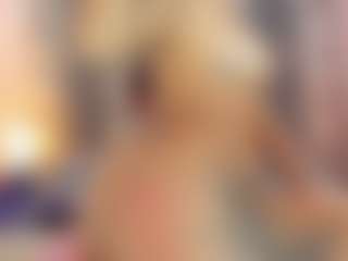 Nahomy-hot's Live Sex Cam Show