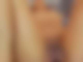 Nahomy-hot's Live Sex Cam Show
