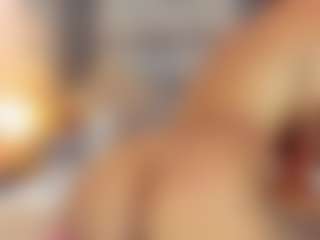 Nahomy-hot's Live Sex Cam Show