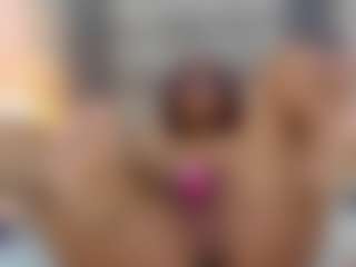 Nahomy-hot's Live Sex Cam Show