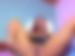 Nahomy-hot's Live Sex Cam Show