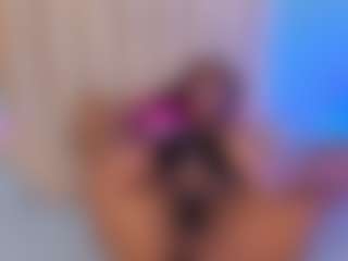 Nahomy-hot's Live Sex Cam Show