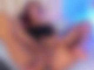 Nahomy-hot's Live Sex Cam Show