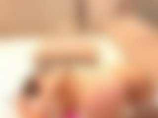 Live cam show with RenNakamura - Smoking on Camsoda