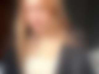 Live cam show with SageAliotta - Upskirt on Sweet Sext