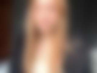Live cam show with SageAliotta - Upskirt on makecum.org