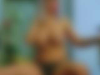 Sellena-Devine's Live Sex Cam Show