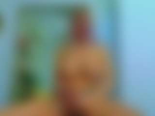 Live cam show with Sellena-Devine - Anal on madthumbs