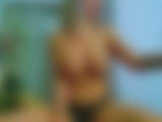Sellena-Devine's Live Sex Cam Show