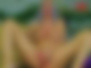 Sellena-Devine's Live Sex Cam Show