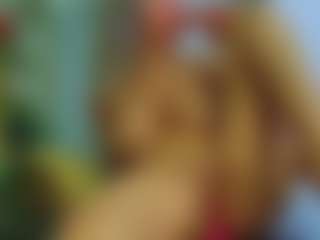 Live cam show with Sellena-Devine - Big Tits MILF on StripNow