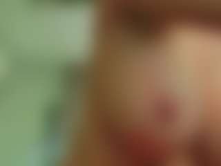Live cam show with Sellena-Devine - Blonde Hair on Cam Slut