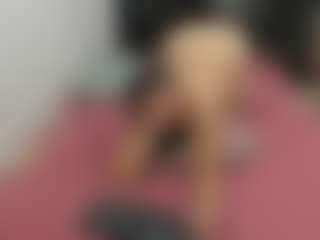 Live cam show with Suzan23 - Dildo Or Vibrator on Soda Cam