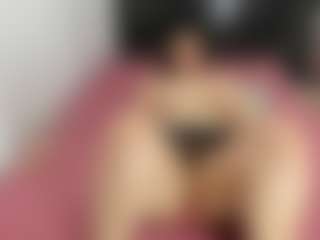Live cam show with Suzan23 - Erotic Dance on Camsoda