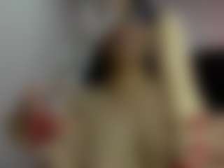 Suzan23's Live Sex Cam Show