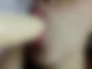Suzan23's Live Sex Cam Show